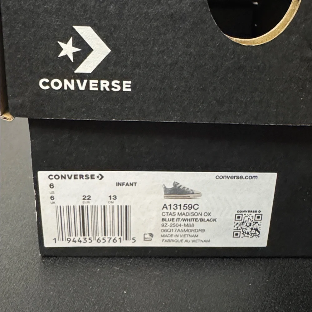 Converse All Star Madison Blue Glitter Sneakers Toddler Size 8 New NIB